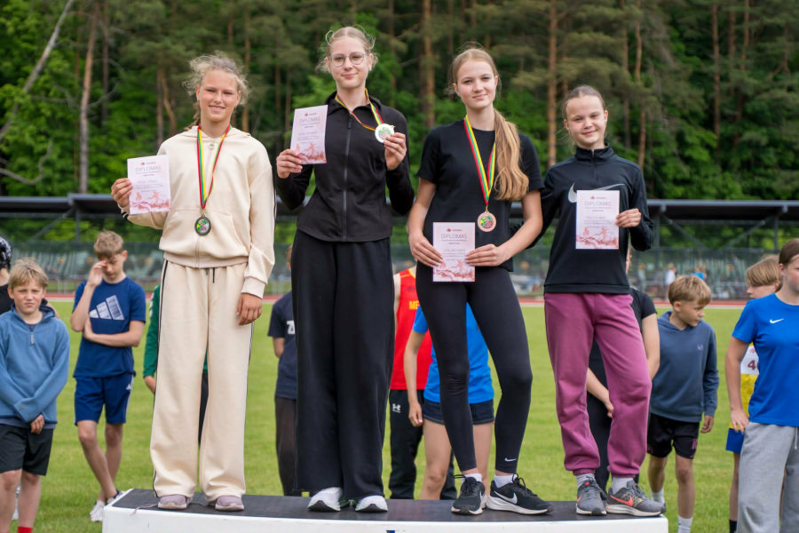 Sostinės čempionate – įspūdingi Panevėžio jaunųjų lengvaatlečių rezultatai Sostinės čempionate – įspūdingi Panevėžio jaunųjų lengvaatlečių rezultatai