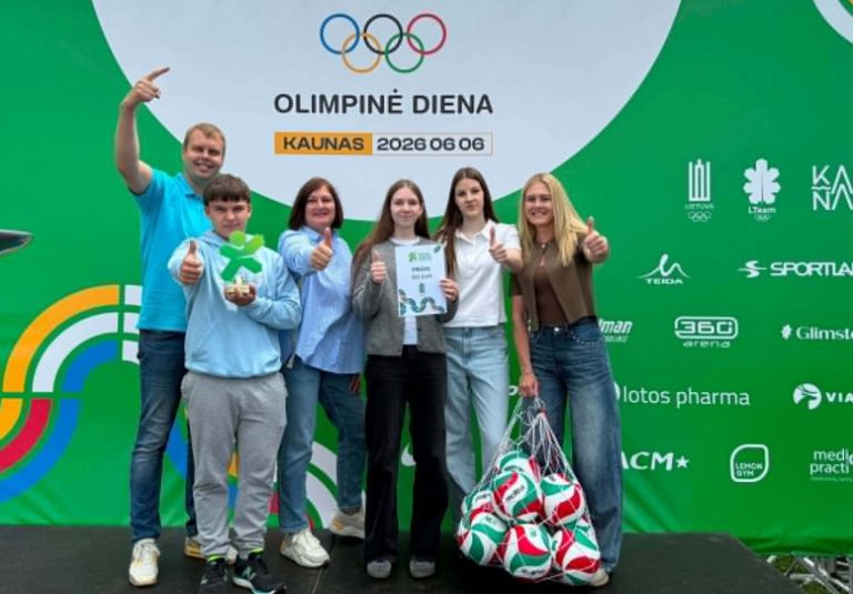 Lietuvos mokyklų žaidynių sezoną vainikavo Olimpinė diena Lietuvos mokyklų žaidynių sezoną vainikavo Olimpinė diena