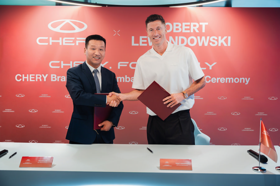 Kodėl Lewandowskis vairuoja „Chery“, o Mbappé – BMW?