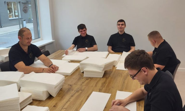 Socialinės dirbtuvės Panevėžyje įsikūrė naujoje kūrybos ir edukacijų studijoje Socialinės dirbtuvės Panevėžyje įsikūrė naujoje kūrybos ir edukacijų studijoje