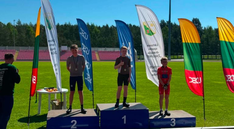Panevėžio sporto centro dviratininkai iškovojo prizines vietas