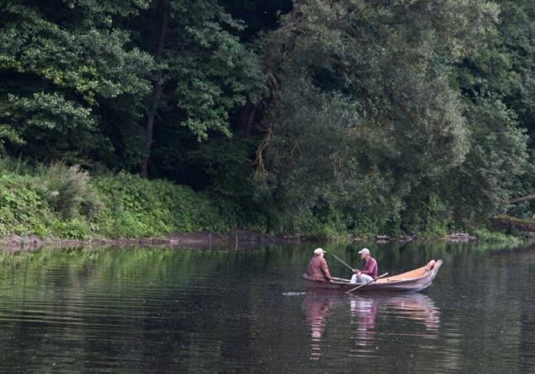 Ką reikia žinoti apie saugumą žvejojant iš valties