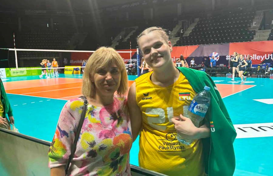Europos U18 tinklinio čempionate – Panevėžio sporto centro ugdytinės J. Kundelytės debiutas