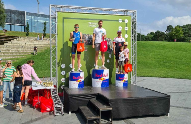 Panevėžio R. Sargūno sporto gimnazijos triatlonininkams – pergalės Jonavoje Panevėžio R. Sargūno sporto gimnazijos triatlonininkams – pergalės Jonavoje