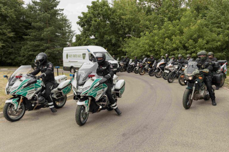 Motošauliai leisis į žygį per Lietuvą: šiemet primins, kodėl valstybės turtas – kiekvieno mūsų atsakomybė Motošauliai leisis į žygį per Lietuvą: šiemet primins, kodėl valstybės turtas – kiekvieno mūsų atsakomybė