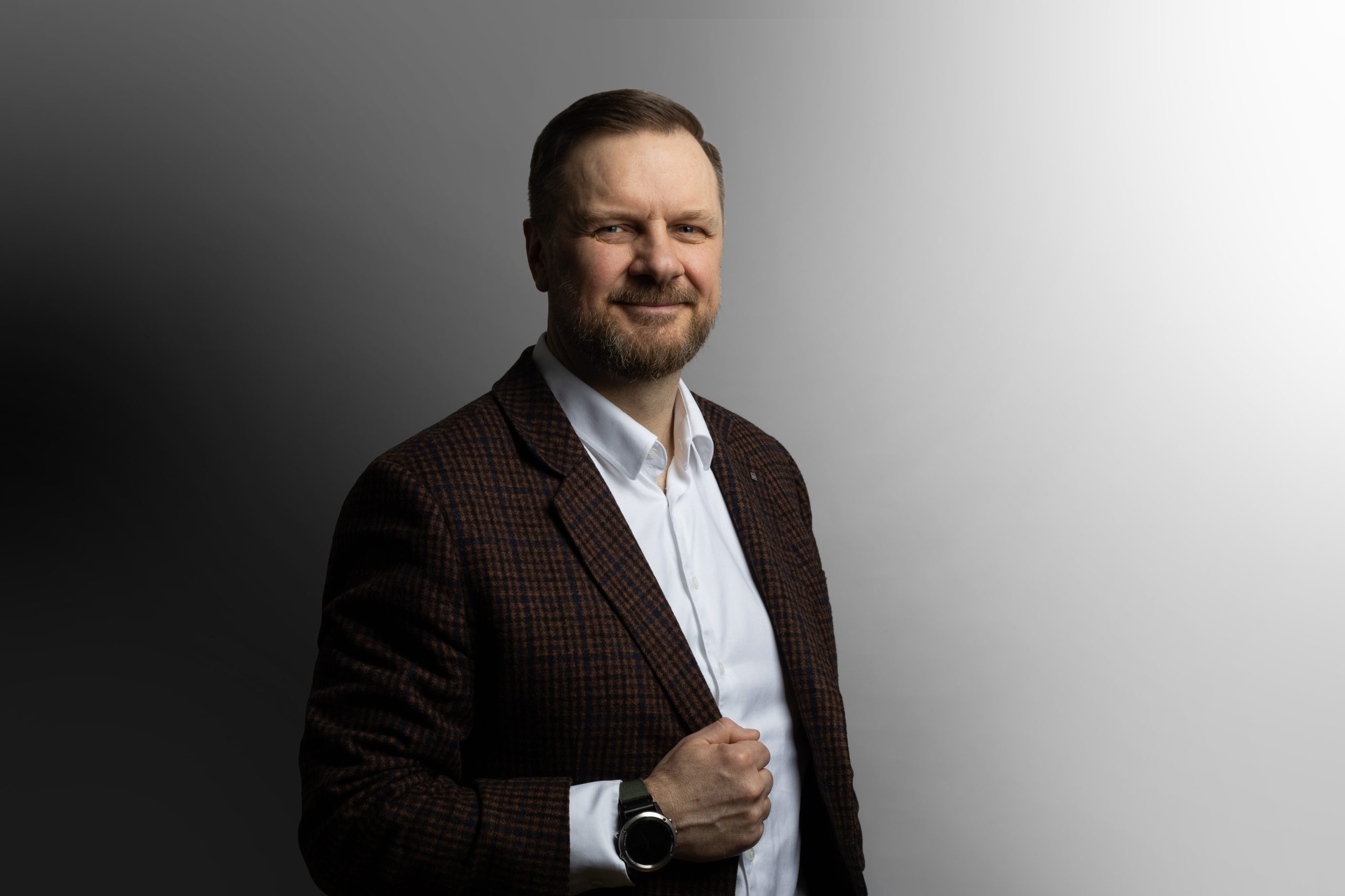 Dronų grėsmė vysto Lietuvos gynybą: reikia kompleksinės technologinės sistemos
