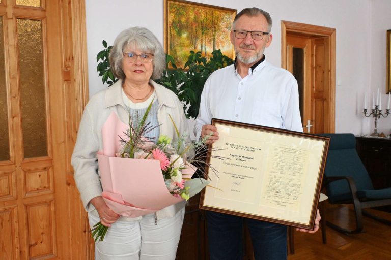 Su dainomis per gyvenimą: Trotų šeima atšventė auksines vestuves Su dainomis per gyvenimą: Trotų šeima atšventė auksines vestuves