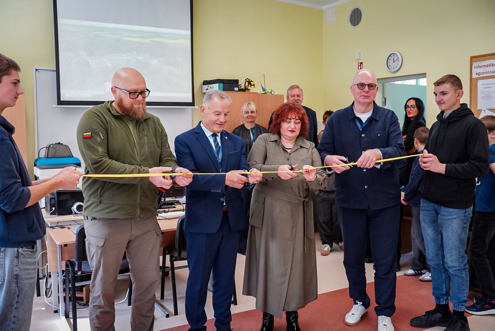 Smilgių gimnazijoje mokiniai mokysis valdyti dronus