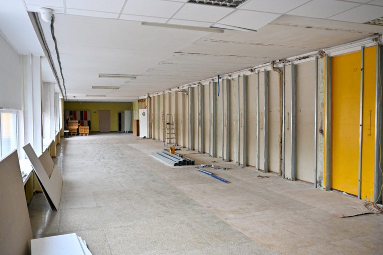 Panevėžio miesto gimnazijose – infrastruktūros atnaujinimo darbai: rugsėjį keisis ugdymo organizavimas Panevėžio miesto gimnazijose – infrastruktūros atnaujinimo darbai: rugsėjį keisis ugdymo organizavimas