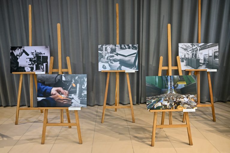 Panevėžyje atidaryta paroda „Gyvenimas tarp delnų“ – čia prasideda jos kelionė po Lietuvą