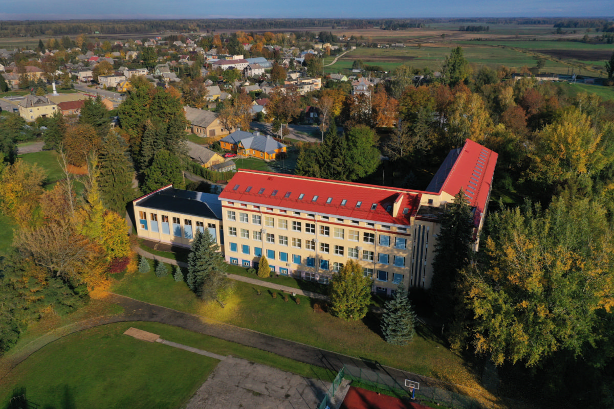Mokslo metams prasidėjus – priminimas apie galimybę gauti socialinę paramą mokiniams