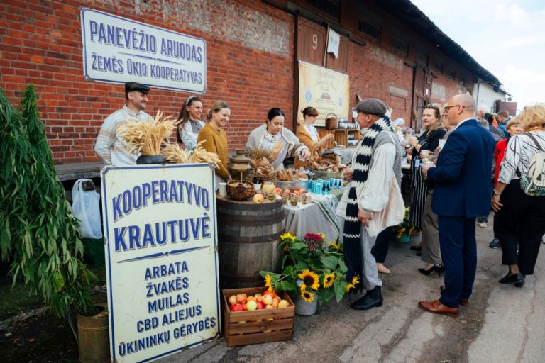 Siauruke pirmą kartą nuskambėjo Panevėžio rajono žemdirbių šventė „Derlius 2026“